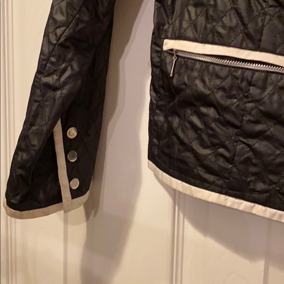 Lightweight jacket - Picture 3 of 4